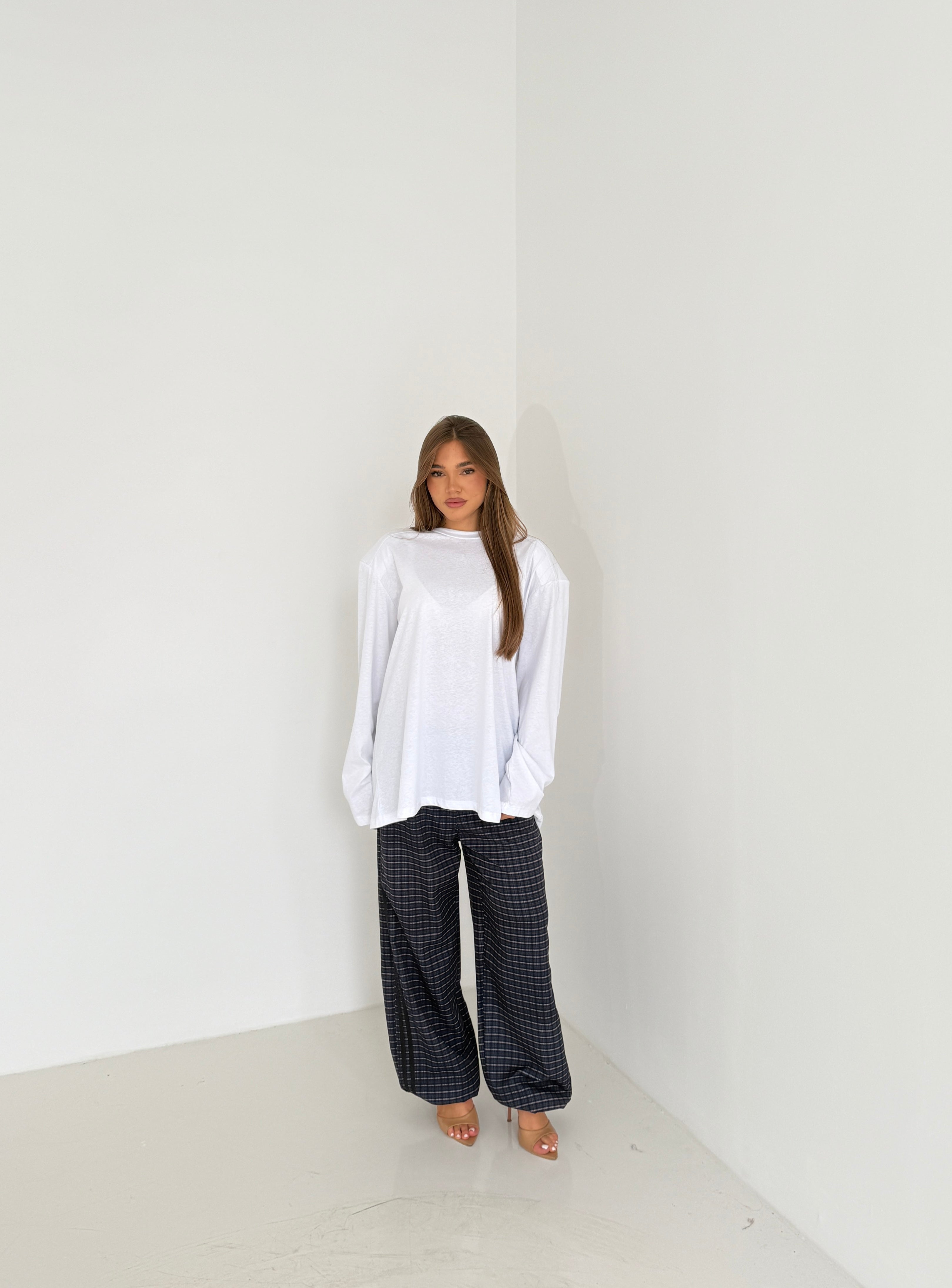 Maglia Aseel JUST WEST 2642 - BIANCO