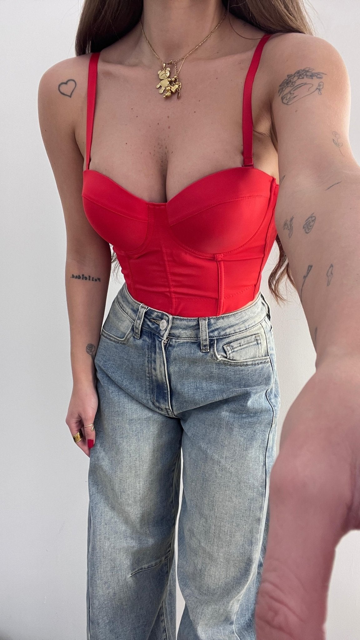 Corpetto Alyssa 9005 (rosso) - Frida Shop