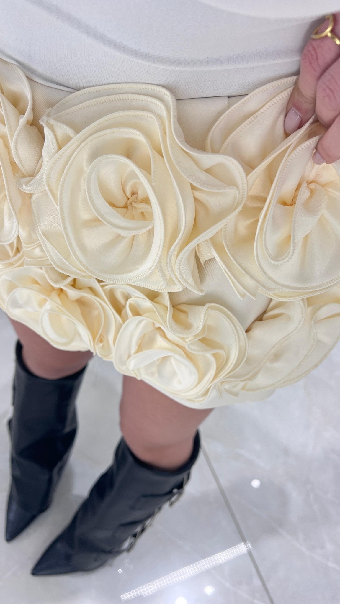 Gonna/shorts Charis 7731 (giallo) - Frida Shop