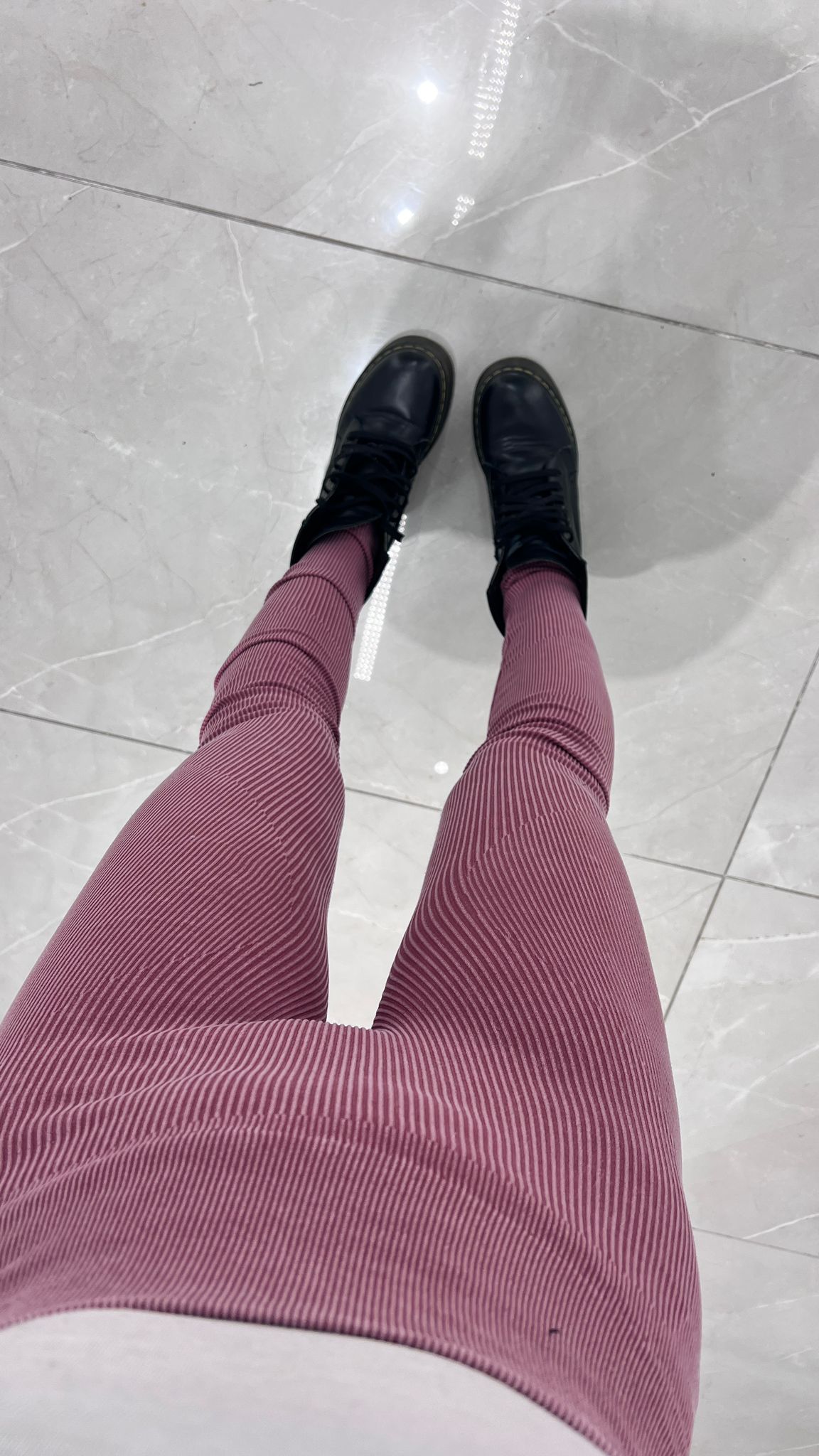 Leggings Hellzel 5441 (Rosa) - Frida Shop