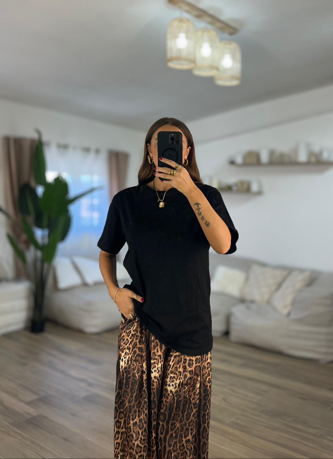 T-shirt Alessya 4618(nero) - Frida Shop