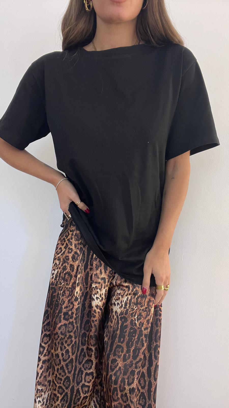 T-shirt Alessya 4618(nero) - Frida Shop
