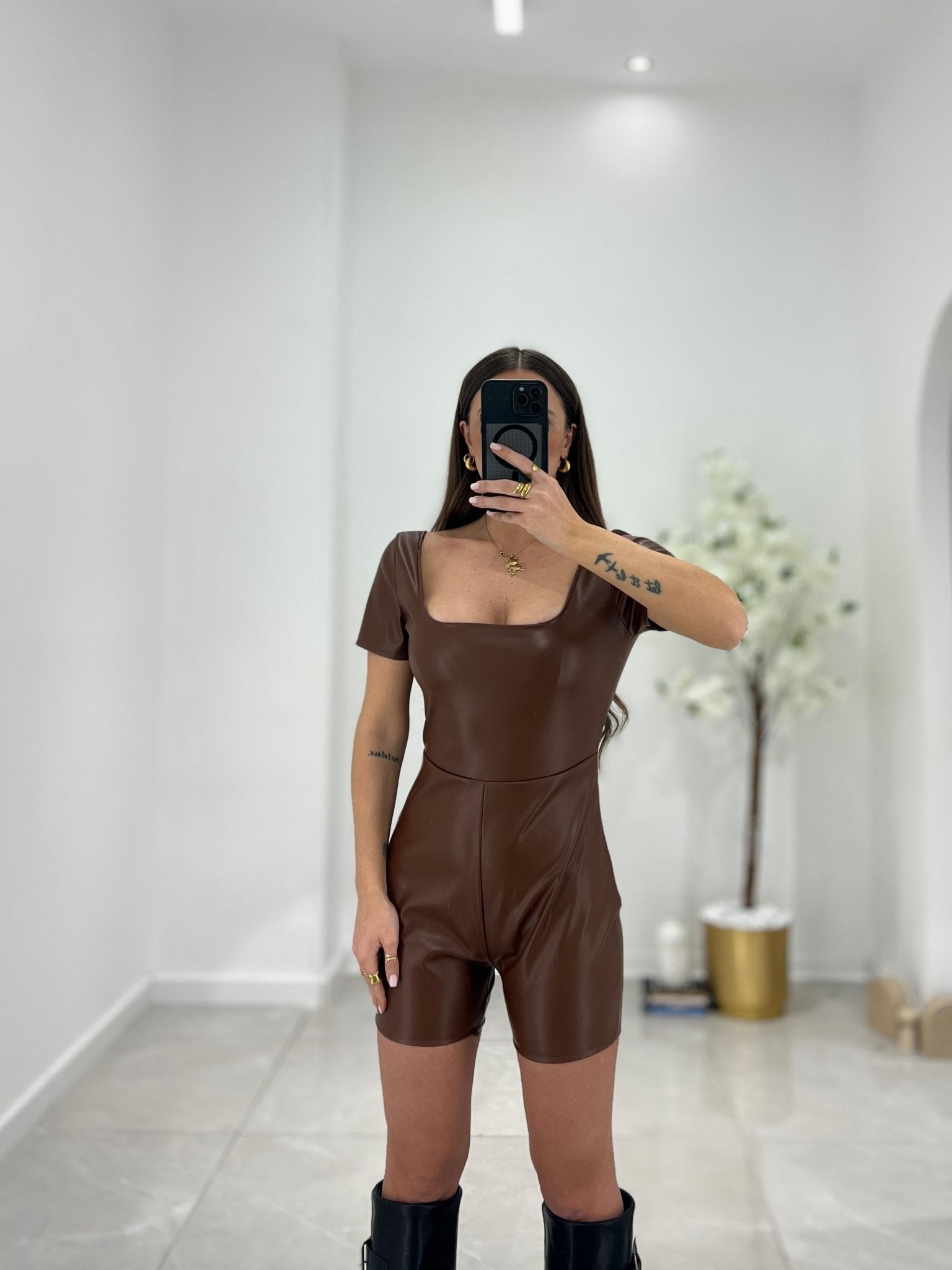 Tutina Taylor 11089 (marrone) - Frida Shop